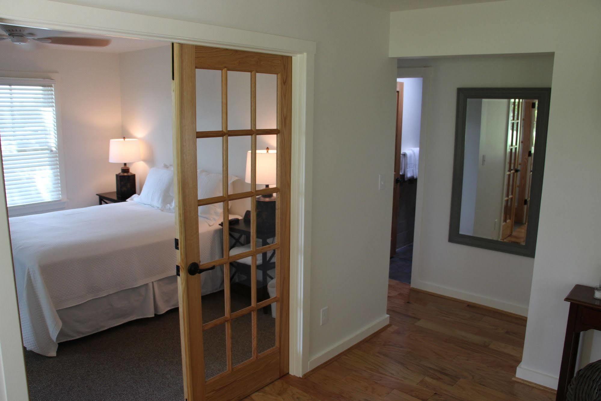 Hotel Cedar Creek New Haven Zewnętrze zdjęcie
