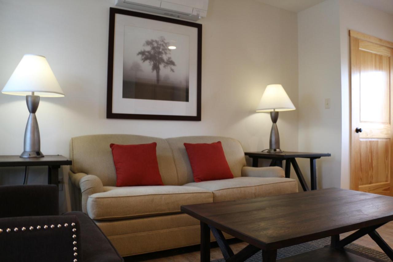 Hotel Cedar Creek New Haven Zewnętrze zdjęcie
